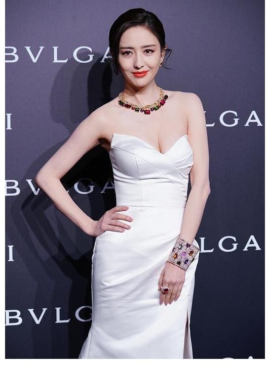 導(dǎo)師|佟麗婭成《舞蹈生》常駐導(dǎo)師，網(wǎng)友：這節(jié)目令人期待