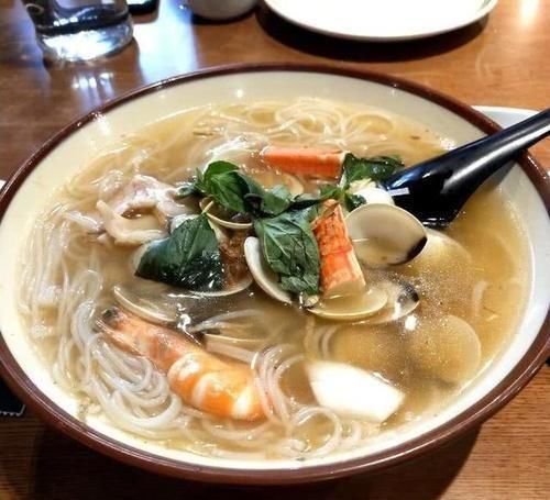 卖到|“天价”面摊,一碗面条竟卖到上百元,为什么去吃过的人都说值?