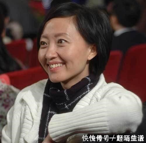 才女!看了央视才女柴静的硬笔字,才发现她的书功原来这么厉害!