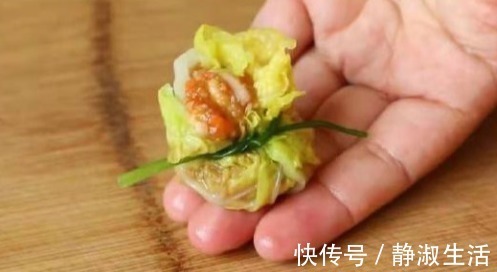 天冷了，家人就馋这道菜，十分钟蒸一锅