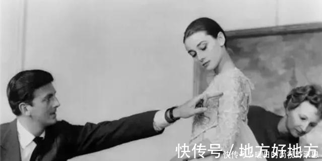 奥斯卡金像奖|纪梵希“爱”了赫本40年,亲手为其披上3次嫁衣,终身不娶