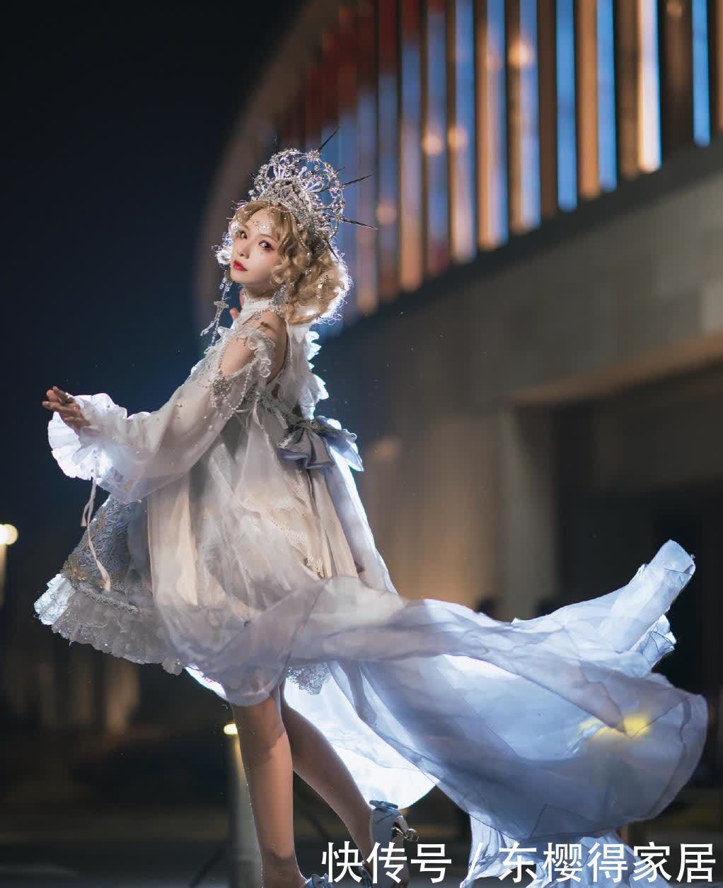 你管这玩意儿叫“洛丽塔”?对不起,我笑了