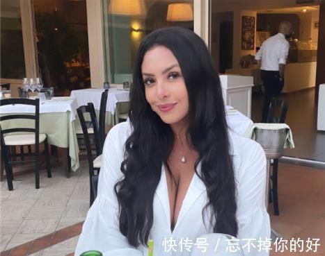 时尚|瓦妮莎外出被拍:38岁风韵犹存,穿衣搭配时尚,身材不输卡戴珊