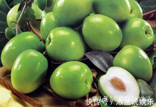 水果|想变美的女人要多吃这三种水果，美容补水，抗衰老！