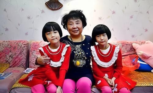 婷婷|六十岁当妈,通过试管婴儿生下双胞胎女儿,盛海琳如今怎样?