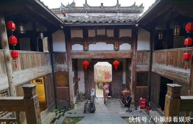 中年|福建这座古镇成功走红，不仅吸引到很多游客，还被称为“小平遥”