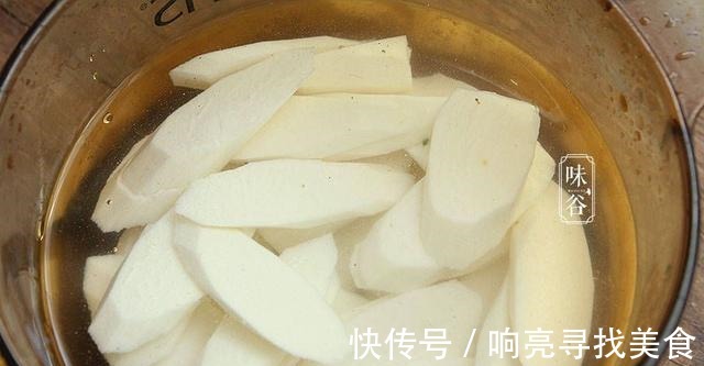 冷天记得多吃它,养脾胃去秋燥,蒸一蒸就上桌,全家都合适!