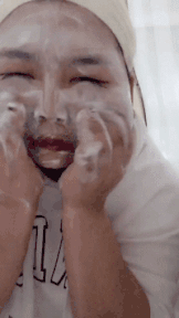 |搞笑笑话,动图:老哥,这就有点尴尬了!