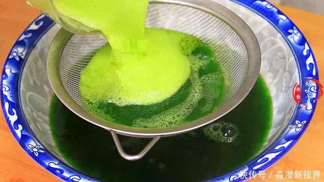  水分|买黄瓜时，挑直的还是弯的，学会这3招，黄瓜新鲜，水分多