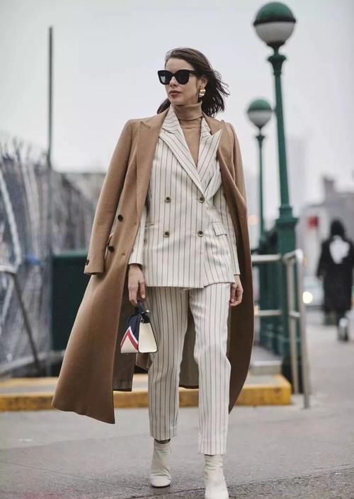 人人都有的长大衣，为何你穿不出“高挑感”？这些窍门建议收藏