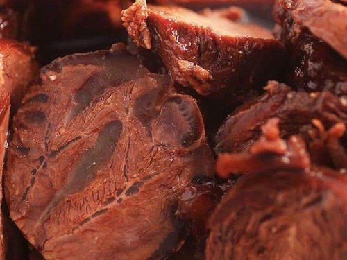 一斤生牛肉到底能卤多少熟牛肉看完才明白难怪卤肉店爱卖卤牛肉