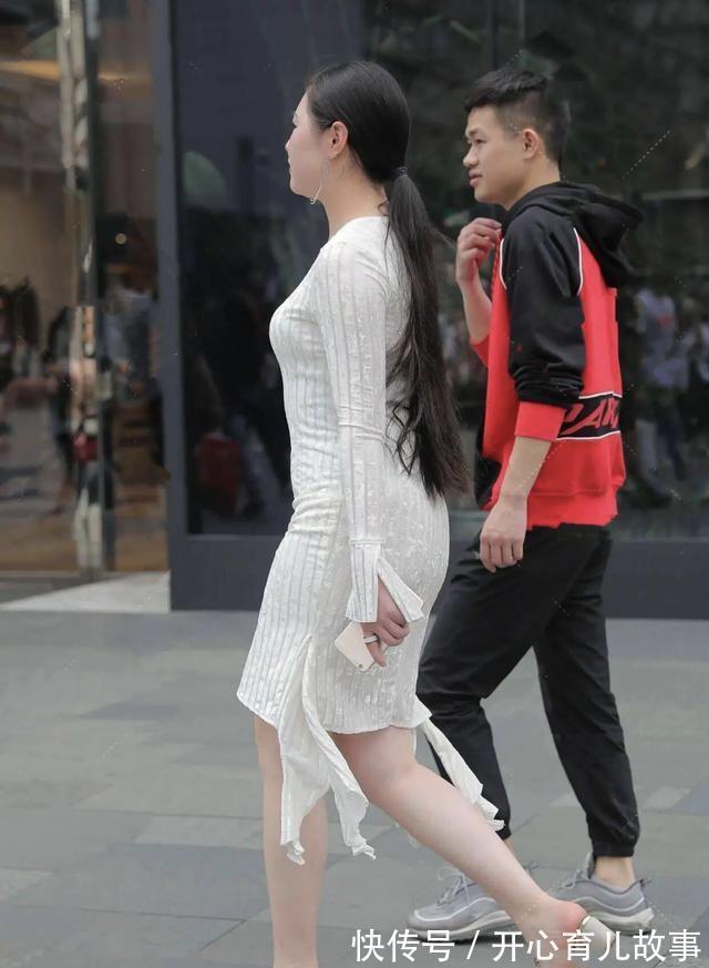 穿搭 肚子有肉选择“露脐装”，毫无遮掩的搭配方式，太妙了