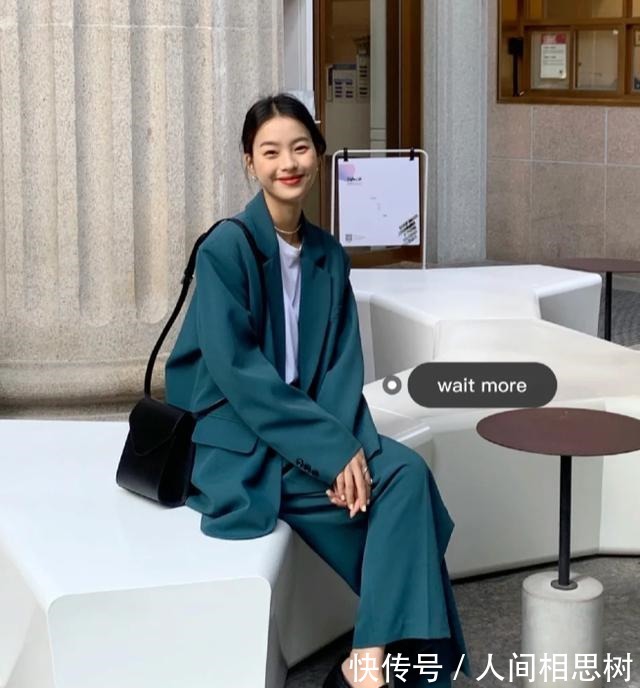 了不起的女孩 薄外套+T恤、衬衫+阔腿裤,今秋最in穿搭!