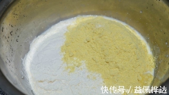 面团|粗粮细做,玉米面最好吃的做法来了,不用蒸不用烤,孩子们都说好