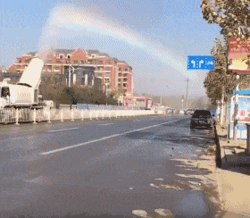 |搞笑GIF:刚结婚,媳妇就原形毕露,能不能申请退货啊!