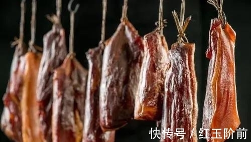 补充营养|为什么摔了一跤就骨折?建议:50岁后4种肉要舍得吃,或养好骨骼