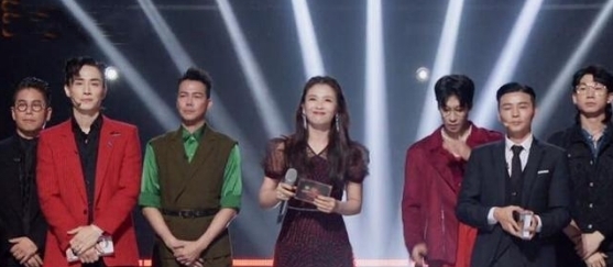 刘德华私信陈小春，《披荆斩棘》有第二季没？陈小春的回答好搞笑