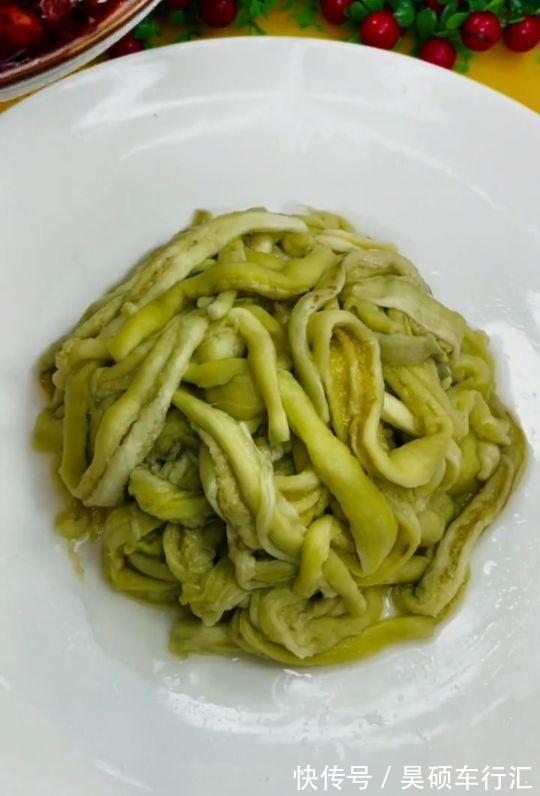 好吃|今天美食,蒜泥茄子,超级好吃,超级下饭,喝酒吃饭不错的选择