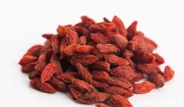 大人群|经常喝枸杞泡水的人都看看了，这4大人群中包括你吗？