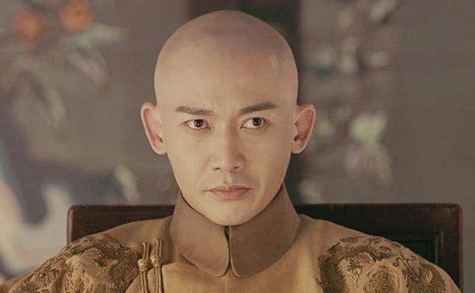 历史上乾隆到底长啥样?美术馆古画揭露真相,网友:原来是单眼皮