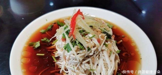 干丝|来扬州世纪老店喝早茶,六点钟开门时会有很长的队伍,热干丝6元