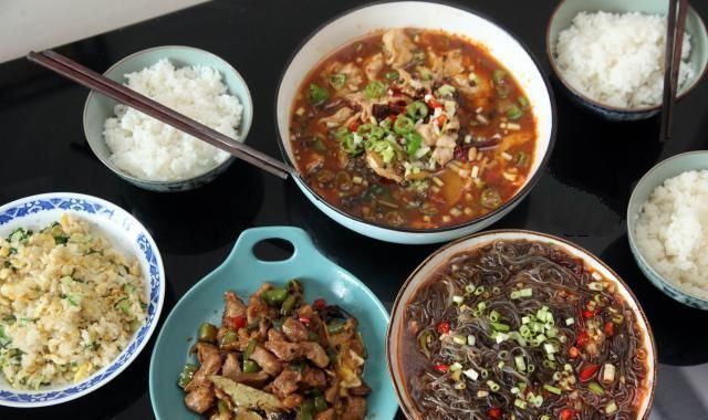 晒晒1周的晚餐,每天3个菜以上,朋友说你的工资够吃吗