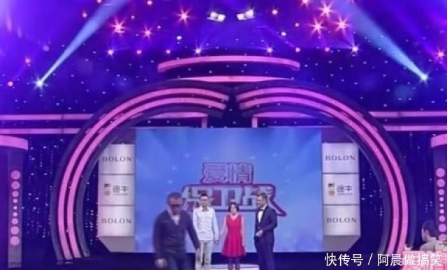 原地|門一開涂磊摔話筒離場，主持人愣在原地，全場觀眾都不敢說話