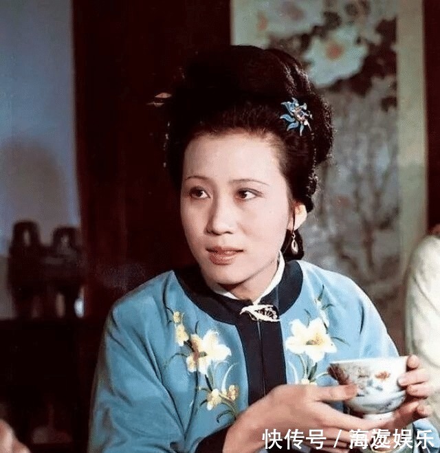 凤姐&唯一在贾府抄家中全身而退的人,却被称为《红楼梦》中最阴暗的人