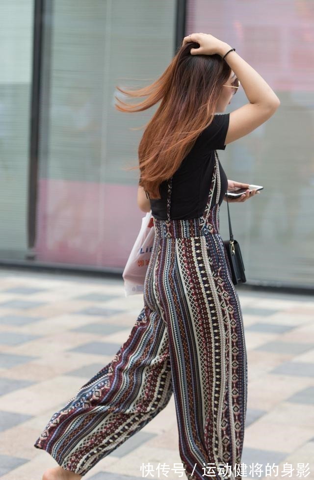 裤型 胯大女生的气质穿搭,民族风阔腿裤搭配露肩短衫,优雅清凉更时尚!