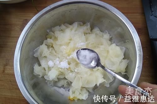 银耳|难入睡,隔天就吃1次这菜,养心安神,夜里无梦睡到天明