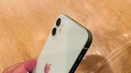 iPhone12|iPhone12硬件成本出炉，苹果定价不体面？网友：不能这样算