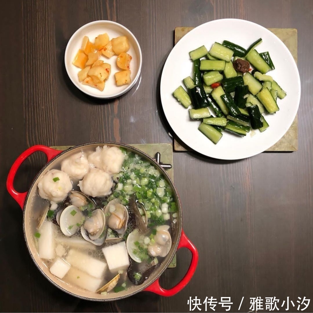 却说|“精明主妇”晒小两口的极简晚餐,网友却说:这哪里够吃?
