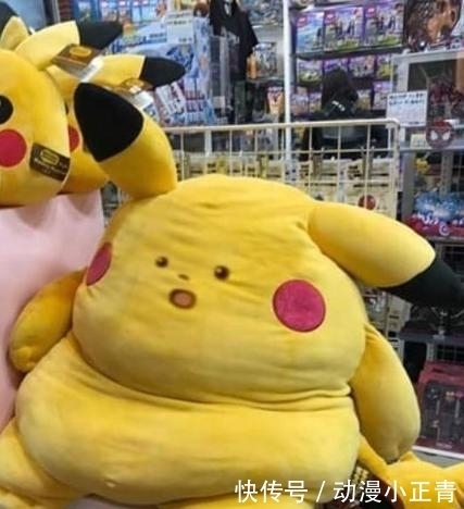 餐厅|网友吐槽：这皮卡丘到底遭遇了什么！