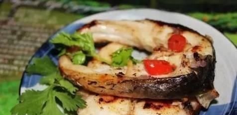 大厨教大家做几道家常菜,学会了,宴请客人的时候可以露两手了