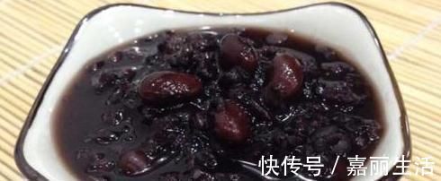 指甲|每天喝一碗,指甲上月牙回来了,白头发也变黑了,你值得拥有!