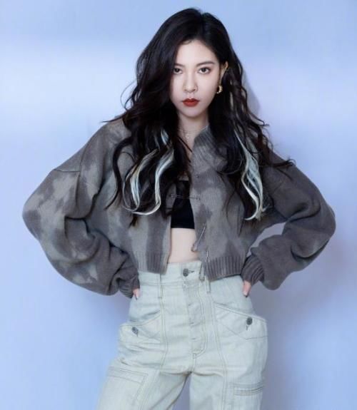 2021外套这样搭，真的太时髦了，超好看！