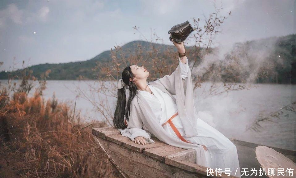 “我有一壶酒,可以慰风尘”成网络金句,其实韦应物原句更加高明