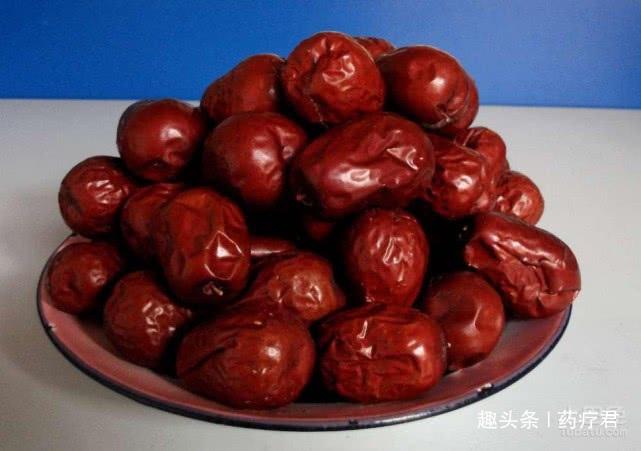 “一天三颗枣,医生不用找”,每日吃枣,到底
