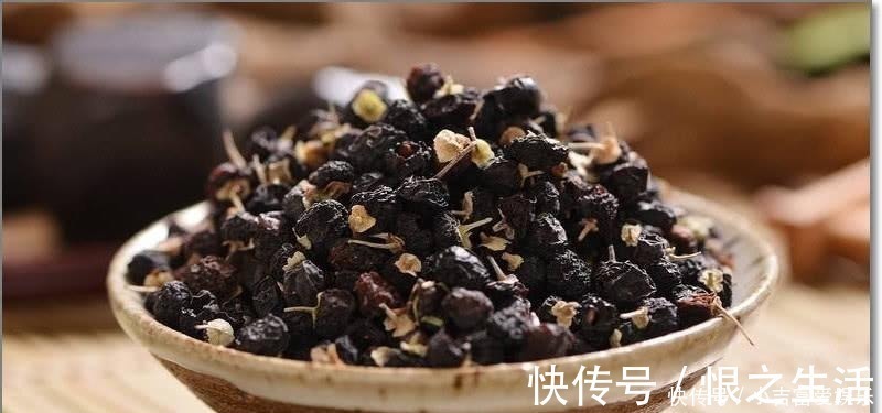 日常生活中|女生再节俭，也要常吃这4种“零食”，刮油燃脂，摆脱“大象腿”