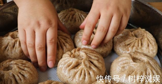 包子|11岁就开始蒸包子的我，从发面到调馅，详细讲解做法，一次就会！