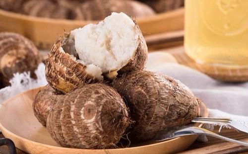 饮食习惯|医生直言:3种“家常菜”,可比肥肉还伤血管,高血脂人群要绕道