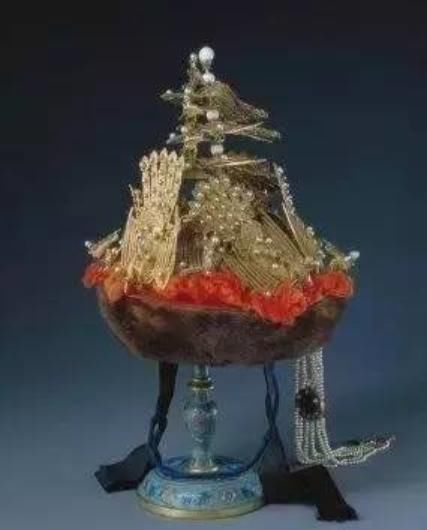 古代后宫首饰绝美惊艳穿戴有等级,制作更是无比精细,现在难超越