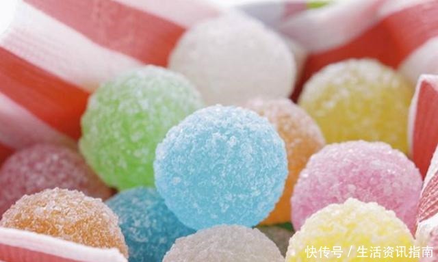 吃完|“酸到睁不开眼”的5种糖果,能全部吃完的,定是柠檬精本精了!