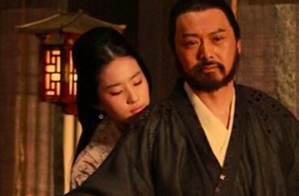 如花似玉|七个如花似玉的女儿都嫁给汉献帝,曹操如此操作真的控制了皇帝?