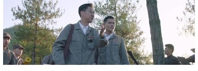 余震|连续7天收视榜第一，紧接余震《铁道风云》，开播拿下收视率第二