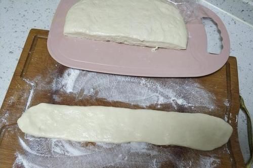 炸油条加酵母是大错特错，老师傅教你正宗配方，油条根根蓬松酥脆