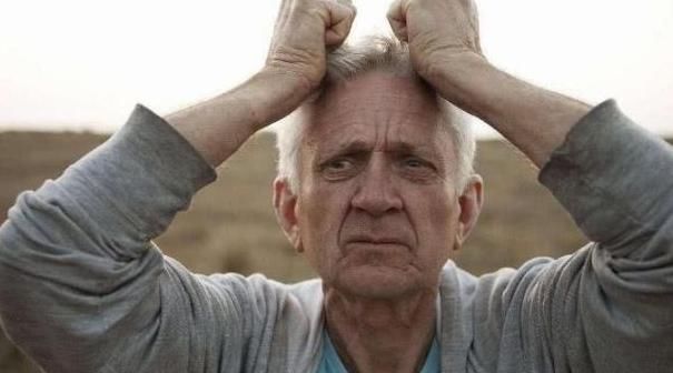 牙齿|男人老不老,看4处就知道!若占2个,衰老可能正在“瞄准”你!