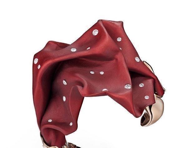 珠宝 铝竟然比金子贵?回收易拉罐做成的珠宝,颜色堪比彩虹