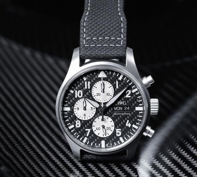 最喜欢的车和最喜欢的表终于在一起了|万国“ 碳纤维