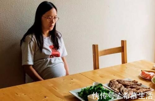 发育|怀孕期间,孕妈妈尽量别吃这“3种饭”,对胎儿发育没好处